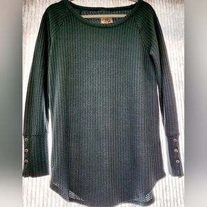 Women's medium casual long sleeve shirt